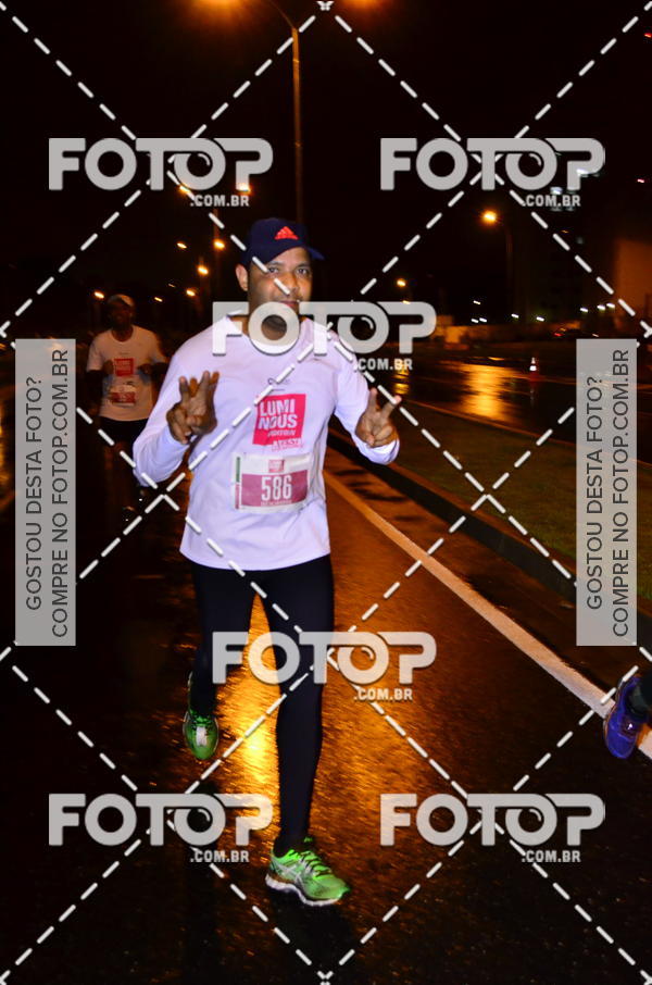Buy your photos of the eventLuminous Run on Fotop