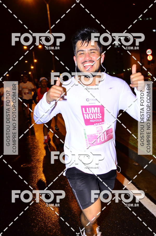 Buy your photos of the eventLuminous Run on Fotop