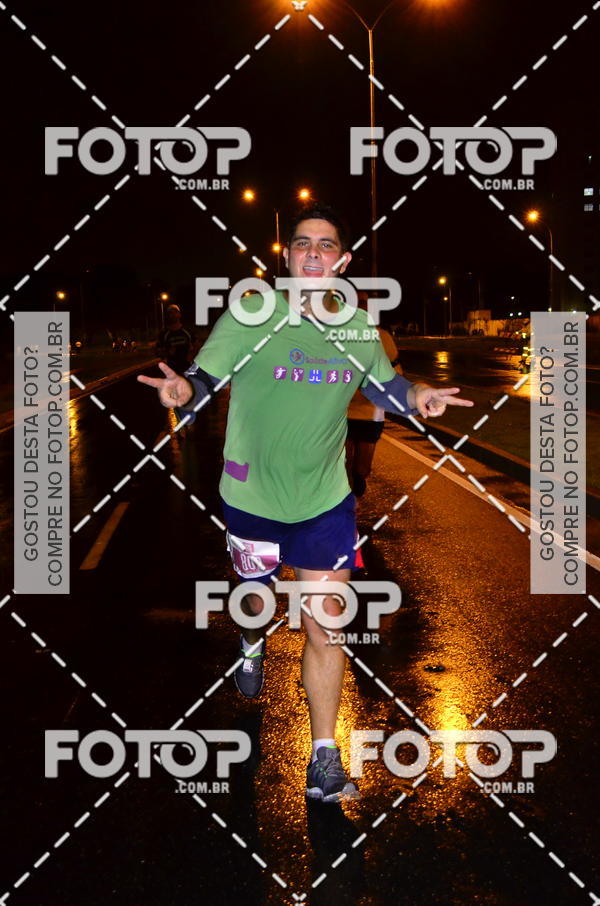 Buy your photos of the eventLuminous Run on Fotop