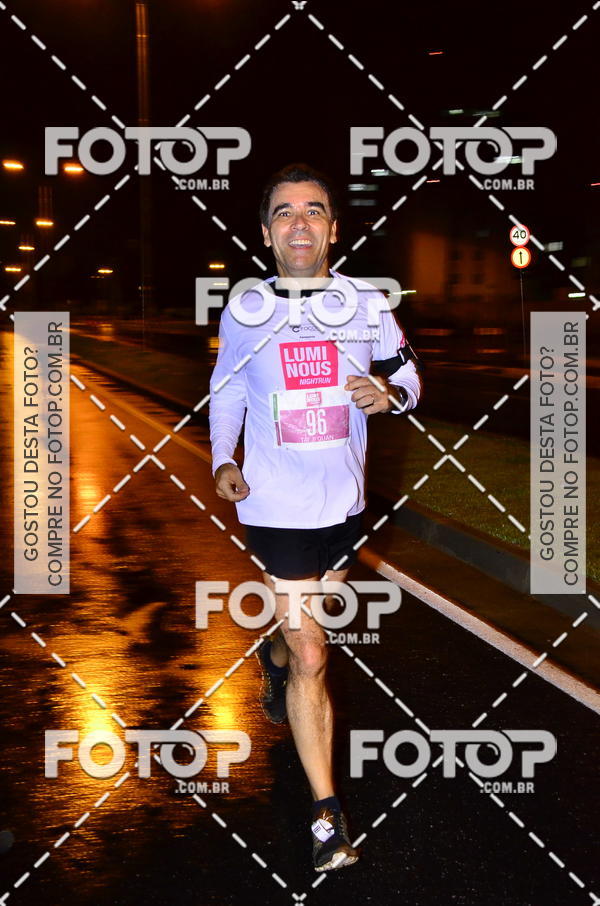 Buy your photos of the eventLuminous Run on Fotop