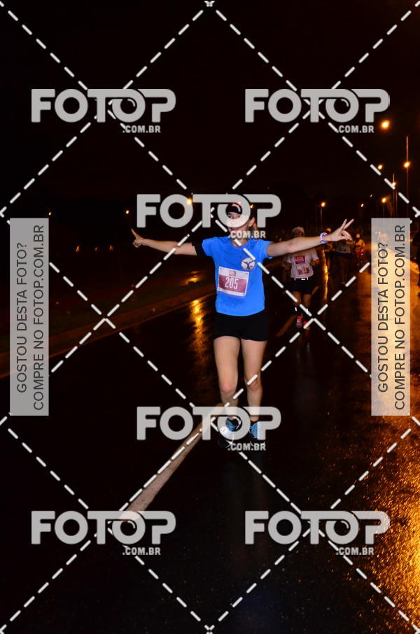 Buy your photos of the eventLuminous Run on Fotop