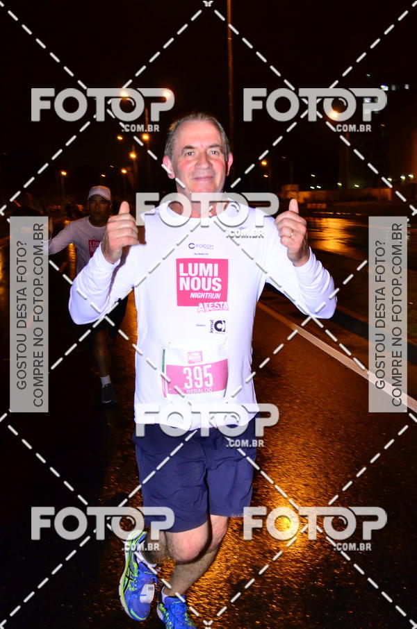 Buy your photos of the eventLuminous Run on Fotop