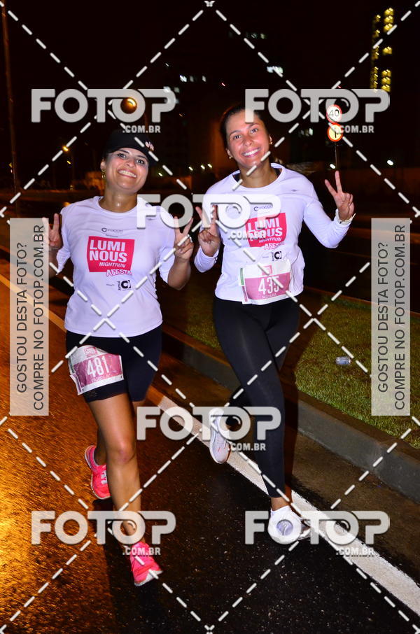 Buy your photos of the eventLuminous Run on Fotop