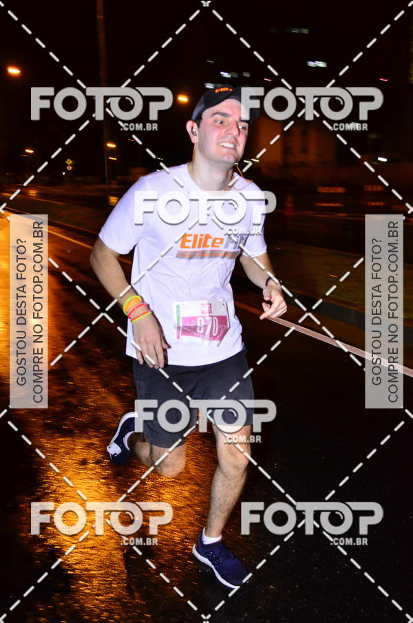 Buy your photos of the eventLuminous Run on Fotop