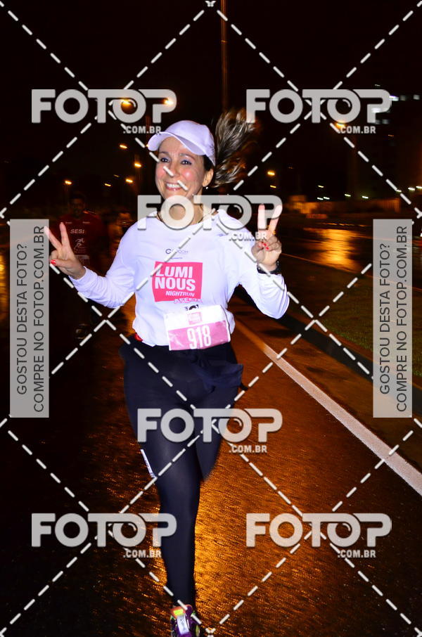 Buy your photos of the eventLuminous Run on Fotop