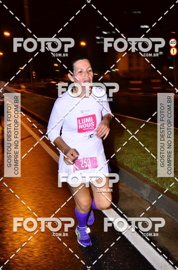 Buy your photos of the eventLuminous Run on Fotop
