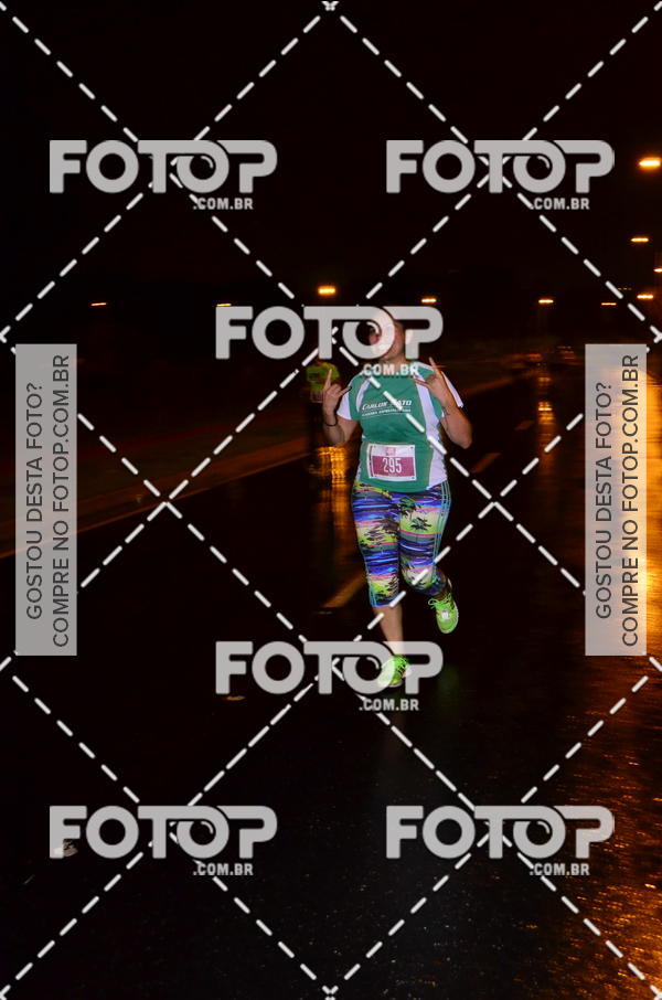 Buy your photos of the eventLuminous Run on Fotop