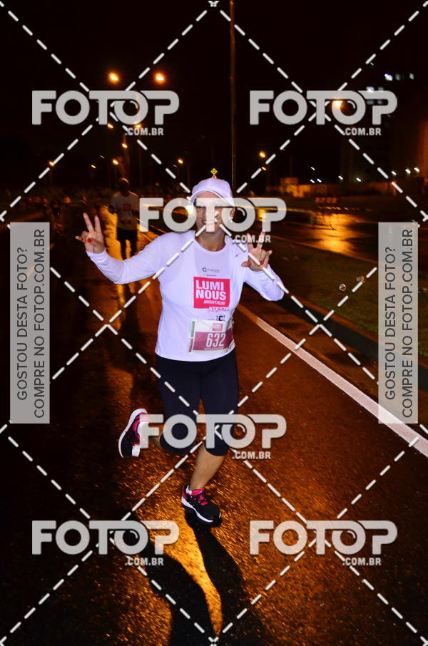 Buy your photos of the eventLuminous Run on Fotop