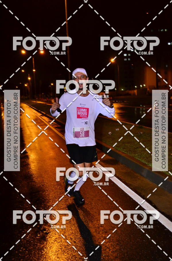 Buy your photos of the eventLuminous Run on Fotop