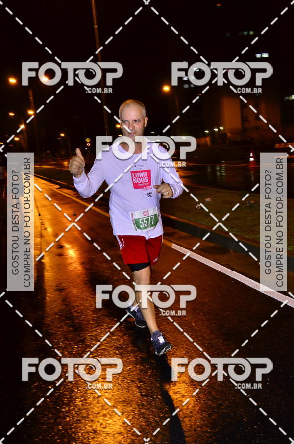 Buy your photos of the eventLuminous Run on Fotop