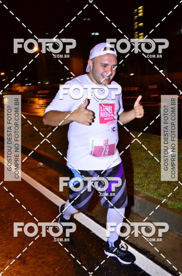 Buy your photos of the eventLuminous Run on Fotop
