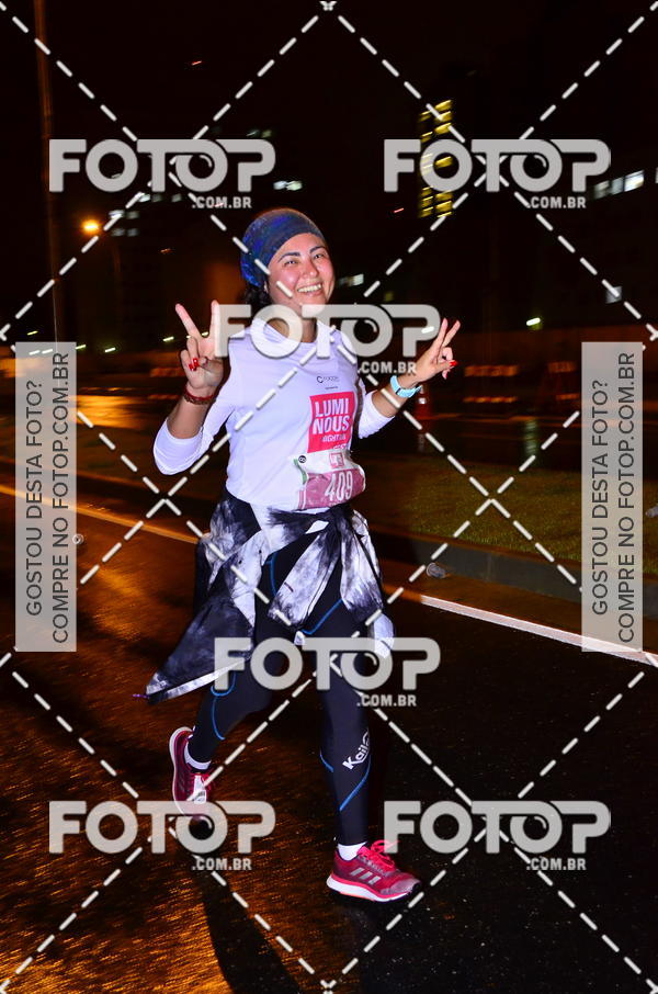 Buy your photos of the eventLuminous Run on Fotop