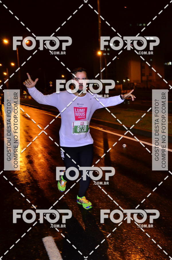 Buy your photos of the eventLuminous Run on Fotop