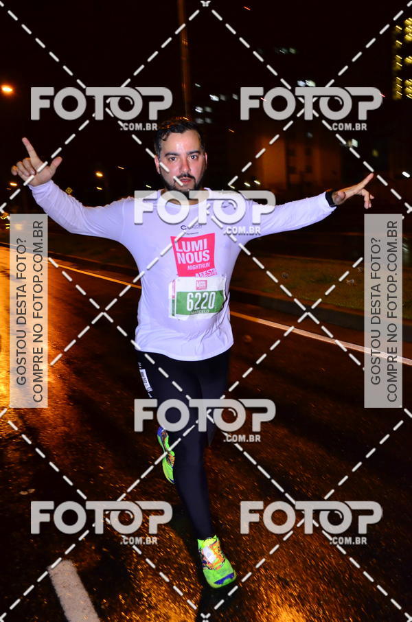 Buy your photos of the eventLuminous Run on Fotop