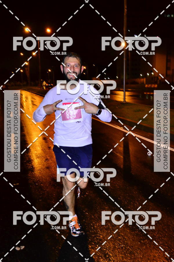 Buy your photos of the eventLuminous Run on Fotop