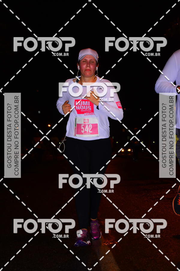 Buy your photos of the eventLuminous Run on Fotop