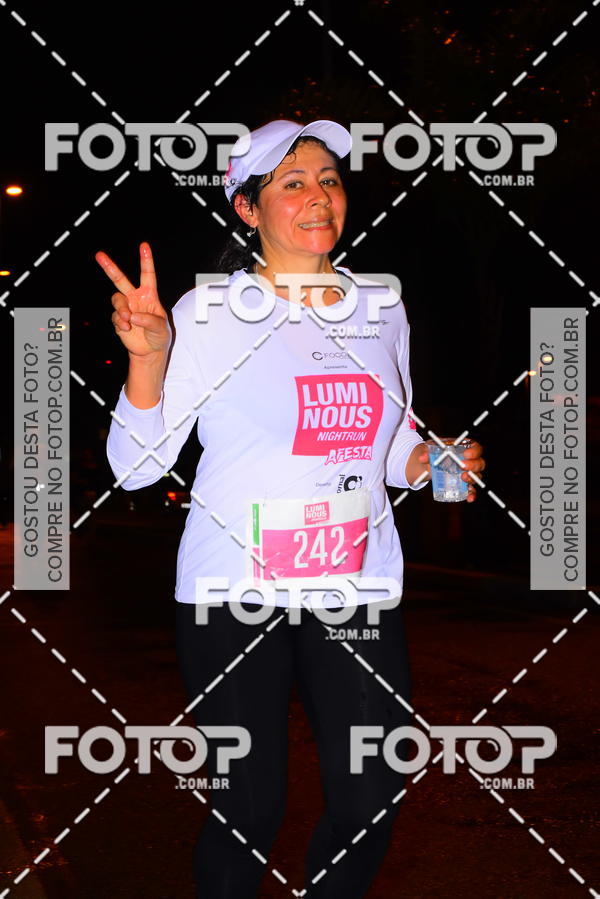 Buy your photos of the eventLuminous Run on Fotop