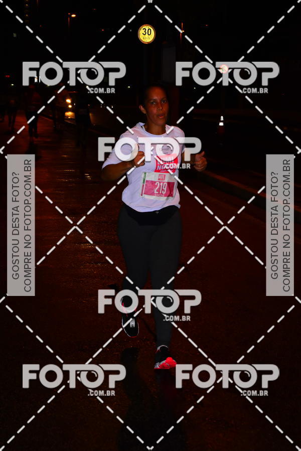 Buy your photos of the eventLuminous Run on Fotop