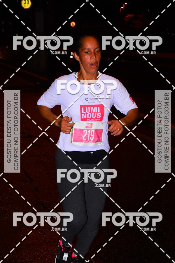 Buy your photos of the eventLuminous Run on Fotop