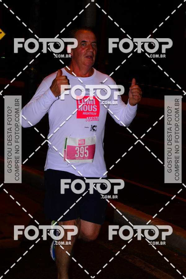 Buy your photos of the eventLuminous Run on Fotop