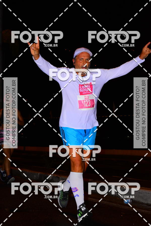 Buy your photos of the eventLuminous Run on Fotop