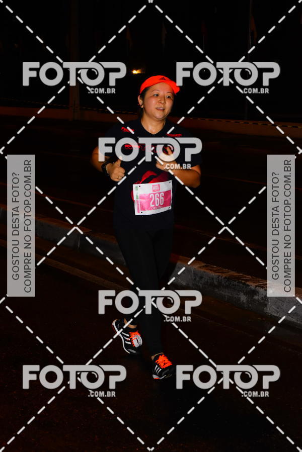 Buy your photos of the eventLuminous Run on Fotop