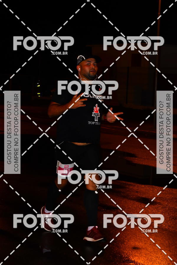 Buy your photos of the eventLuminous Run on Fotop