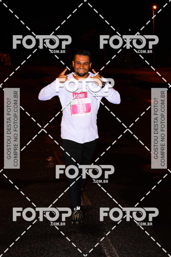 Buy your photos of the eventLuminous Run on Fotop