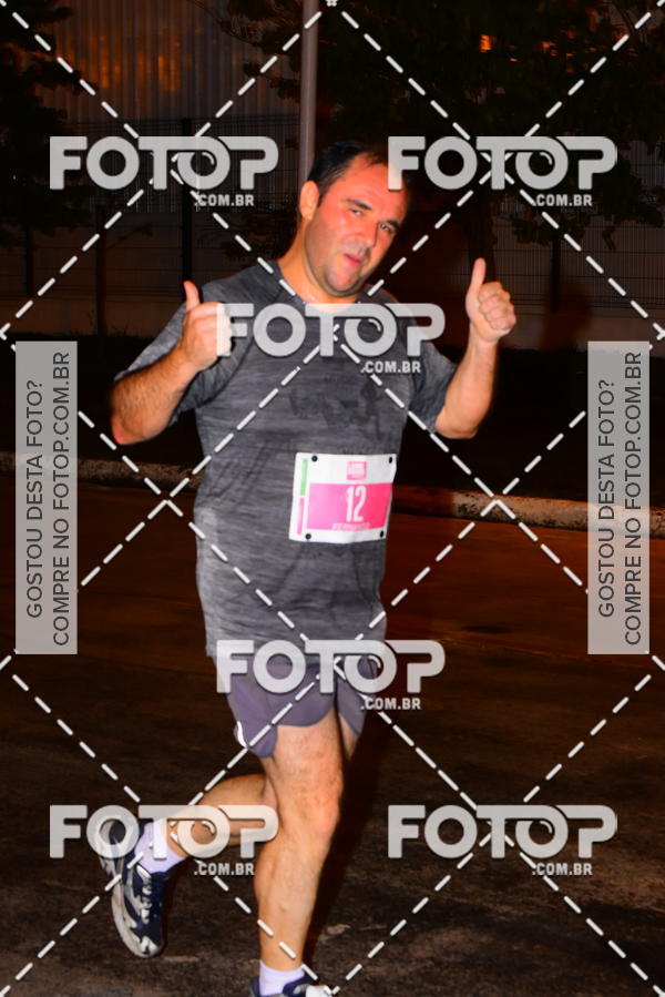 Buy your photos of the eventLuminous Run on Fotop