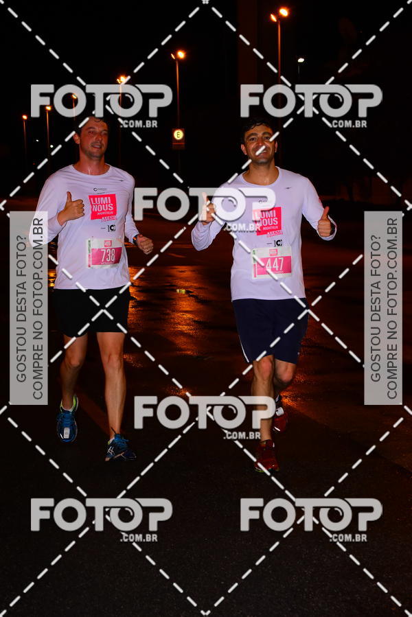 Buy your photos of the eventLuminous Run on Fotop