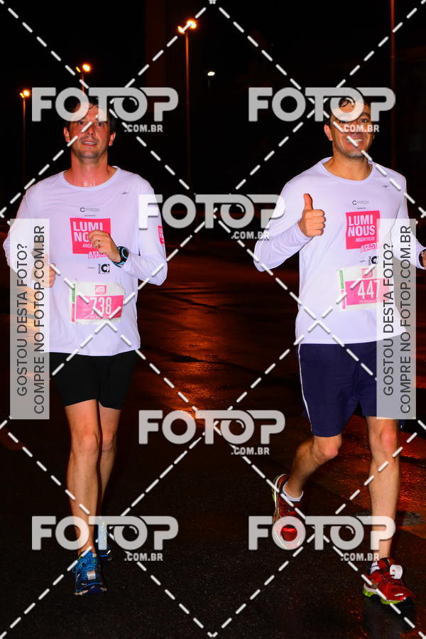 Buy your photos of the eventLuminous Run on Fotop