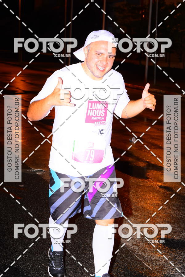 Buy your photos of the eventLuminous Run on Fotop