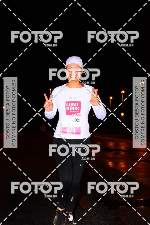Buy your photos of the eventLuminous Run on Fotop