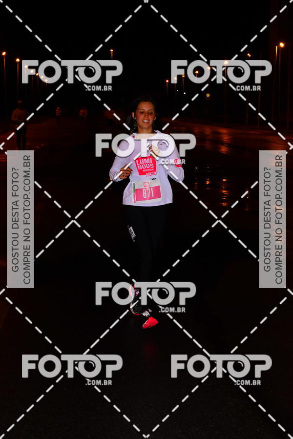 Buy your photos of the eventLuminous Run on Fotop