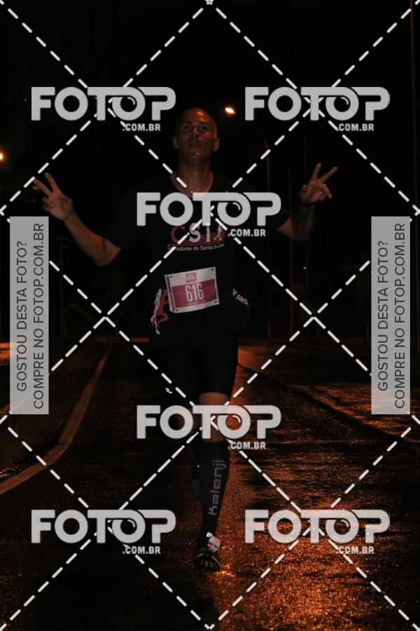 Buy your photos of the eventLuminous Run on Fotop