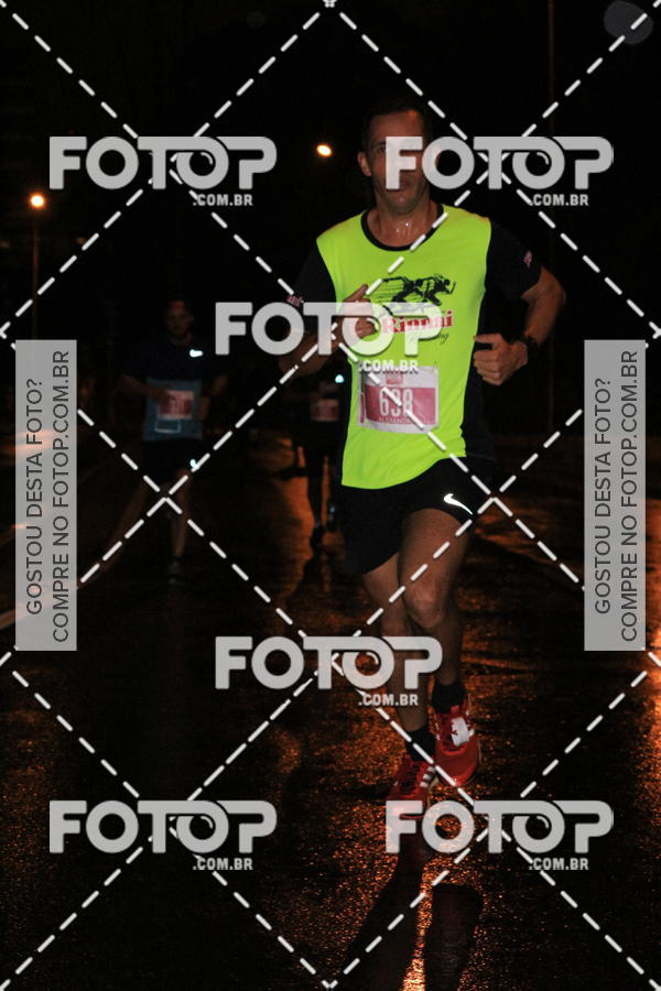 Buy your photos of the eventLuminous Run on Fotop