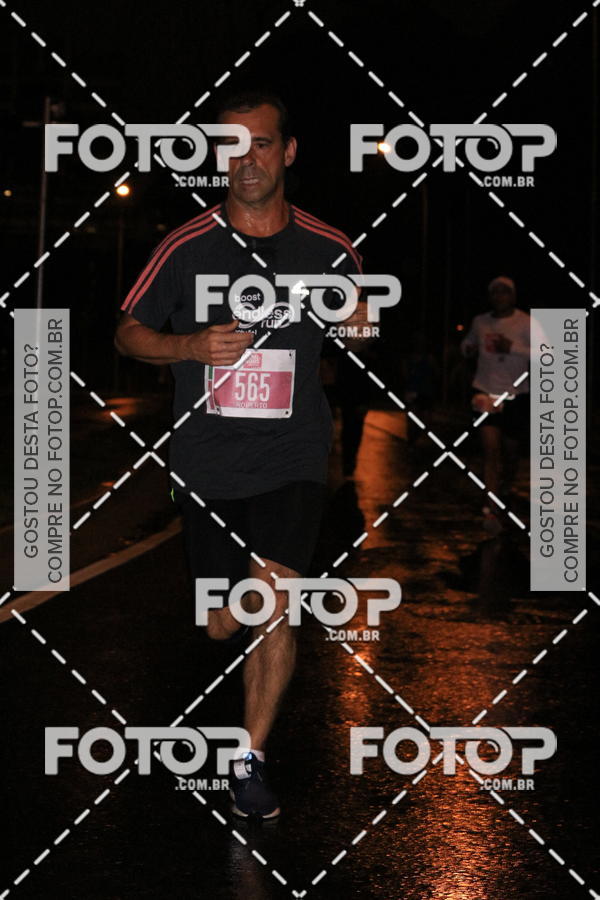 Buy your photos of the eventLuminous Run on Fotop
