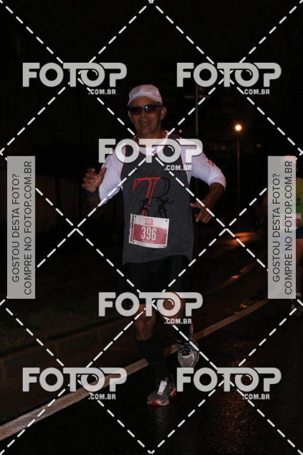 Buy your photos of the eventLuminous Run on Fotop