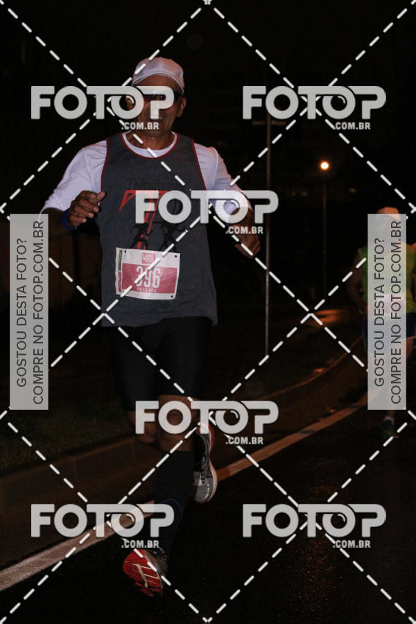 Buy your photos of the eventLuminous Run on Fotop