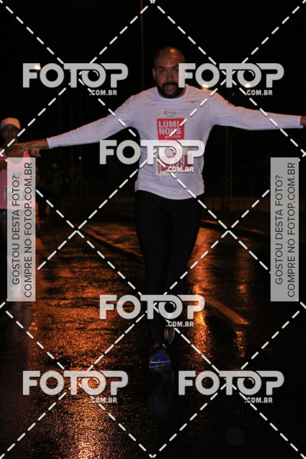 Buy your photos of the eventLuminous Run on Fotop