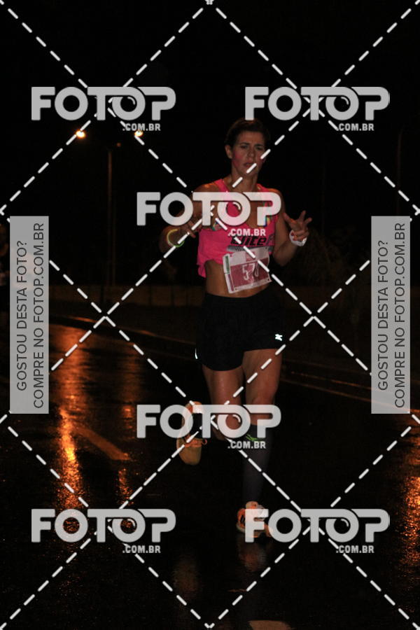 Buy your photos of the eventLuminous Run on Fotop