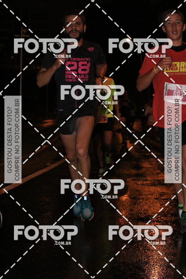 Buy your photos of the eventLuminous Run on Fotop