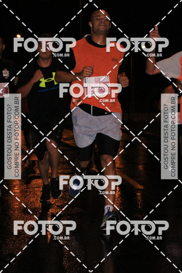 Buy your photos of the eventLuminous Run on Fotop
