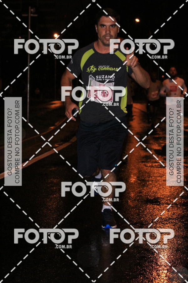 Buy your photos of the eventLuminous Run on Fotop