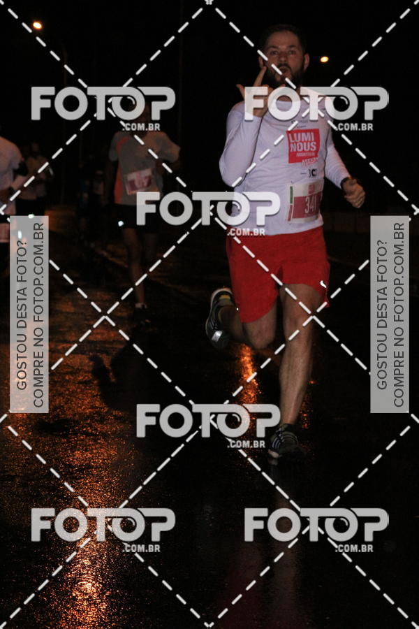 Buy your photos of the eventLuminous Run on Fotop