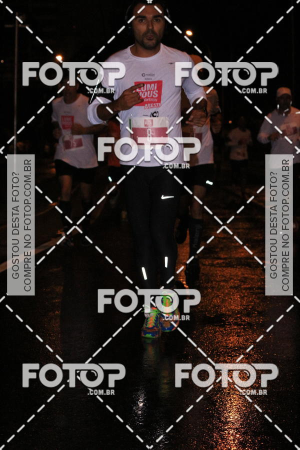 Buy your photos of the eventLuminous Run on Fotop