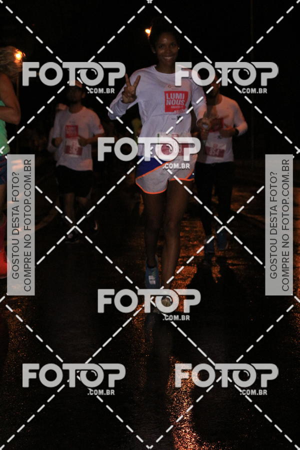 Buy your photos of the eventLuminous Run on Fotop