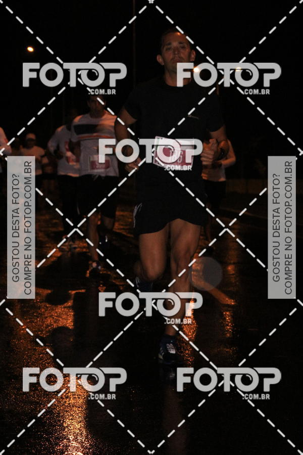 Buy your photos of the eventLuminous Run on Fotop