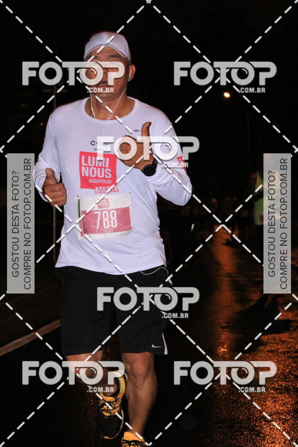 Buy your photos of the eventLuminous Run on Fotop