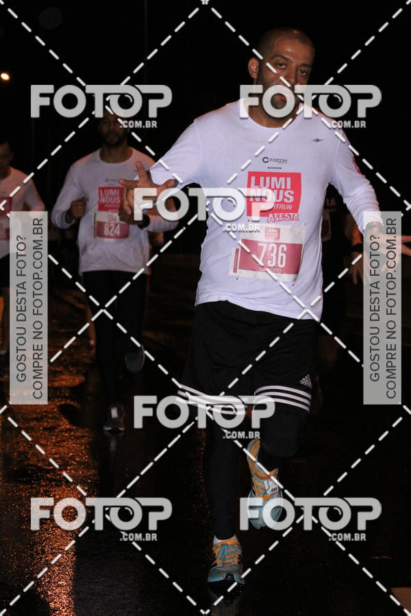 Buy your photos of the eventLuminous Run on Fotop